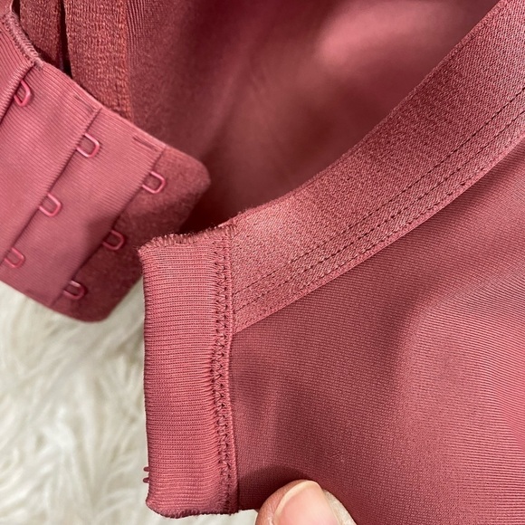 AMBRIELLE - BURNT BROWN / RED LIGHTLY LINE BALCONETTE BRA - SIZE 40DDD - B1 - Picture 5 of 10